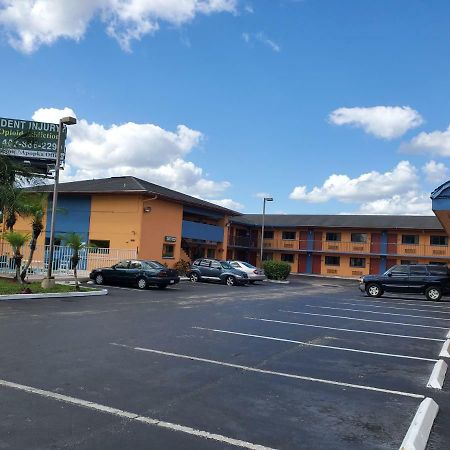 Rodeway Inn Forest City Exterior foto